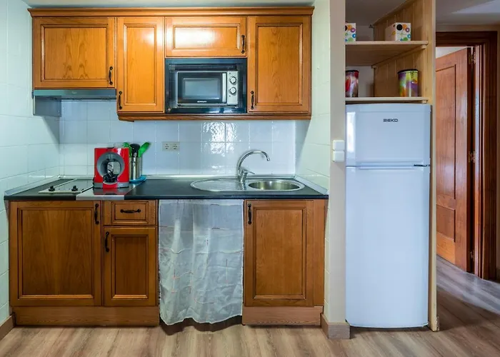 Santa Cruz アパート ブロト